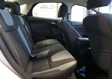 2014 Ford Focus Se из США, поврежденный, VIN 1FADP3F28EL402691